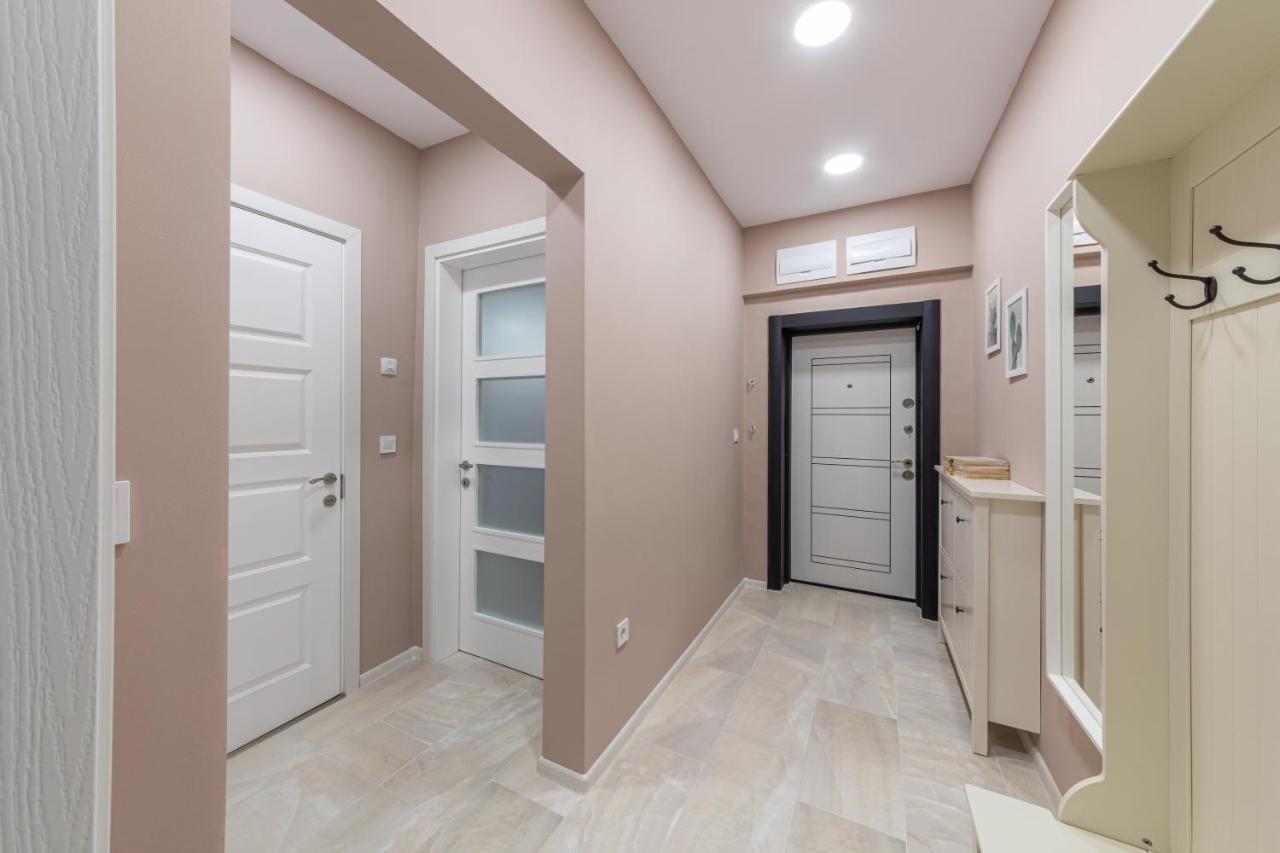 Great Location Apartment Varna Extérieur photo