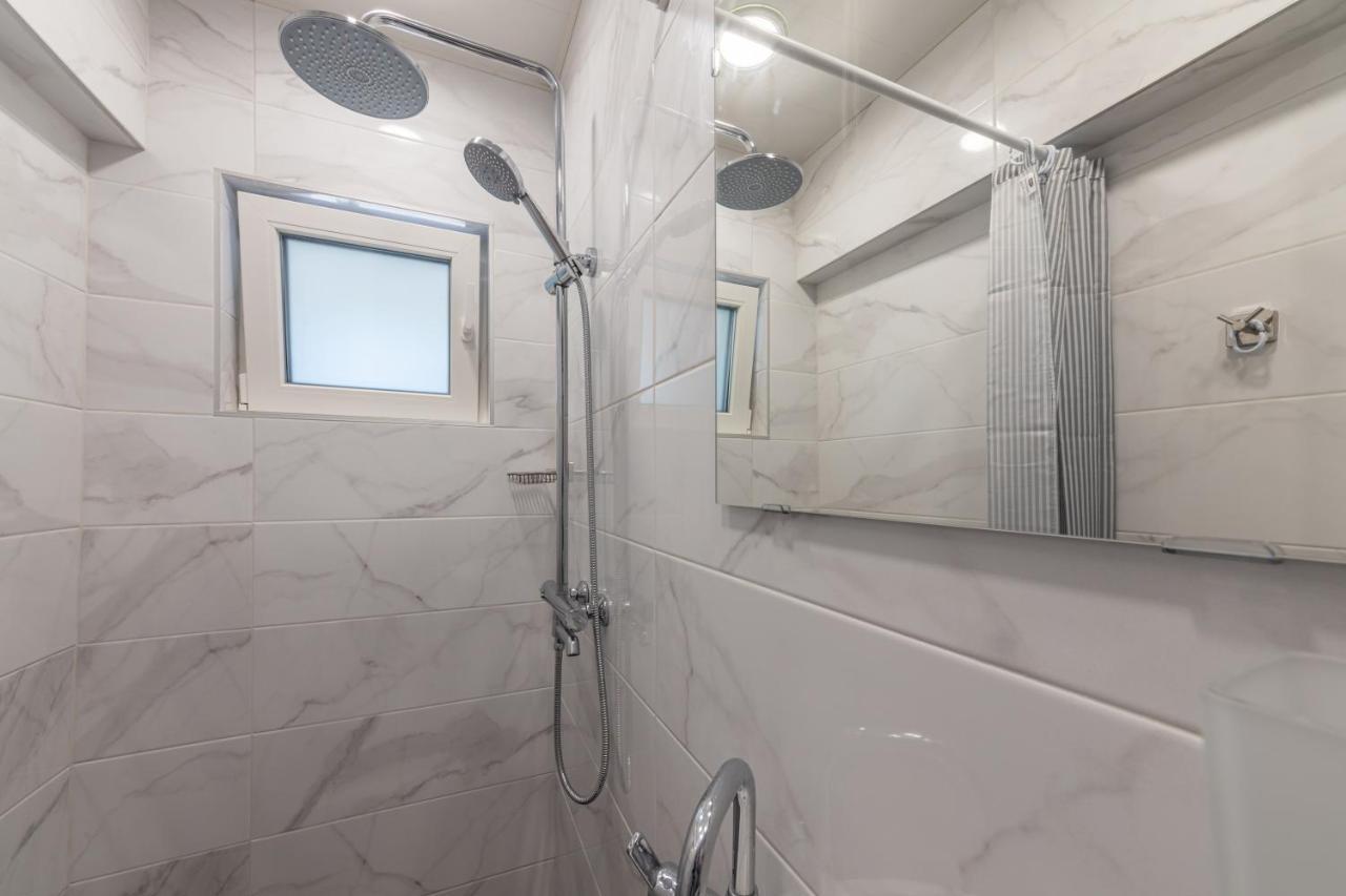 Great Location Apartment Varna Extérieur photo